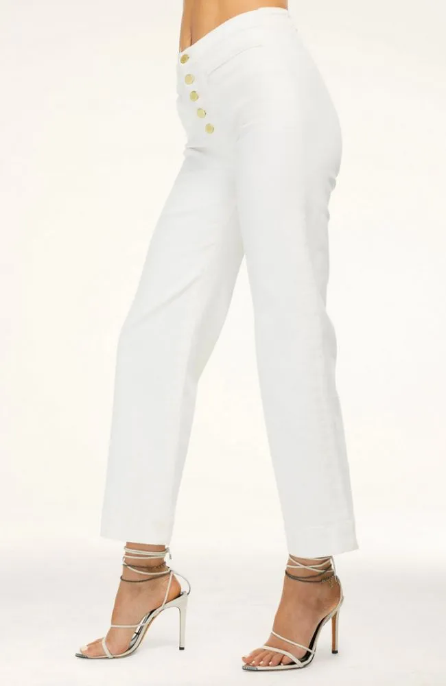 Angela Pant