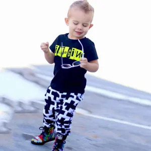 Boys Imagine Printed Short Sleeve T-shirt & Cross Printed Pants Boy Clothing Wholesale
