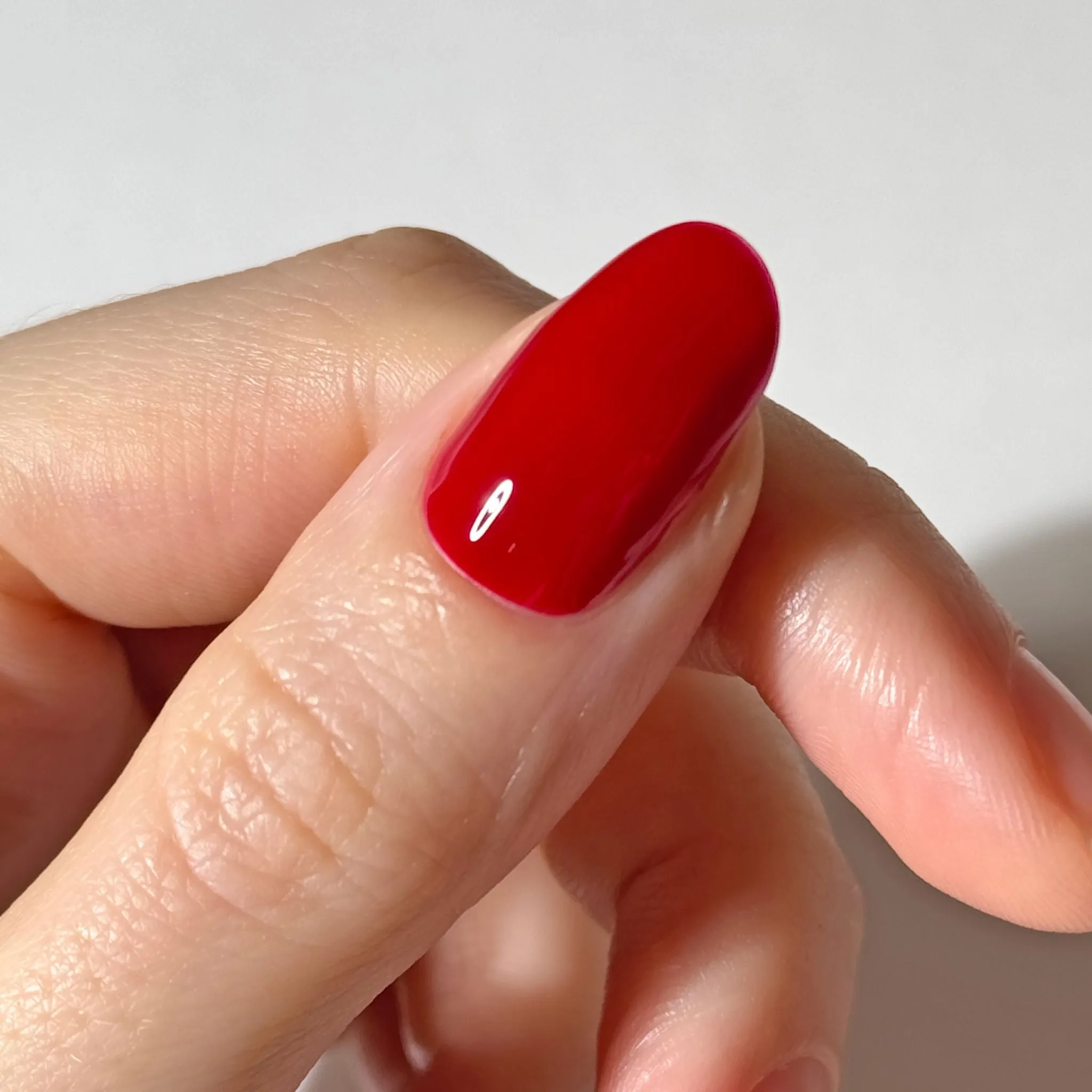 Cabernet - Dark Crimson HEMA-Free Gel Nail Polish 10ml