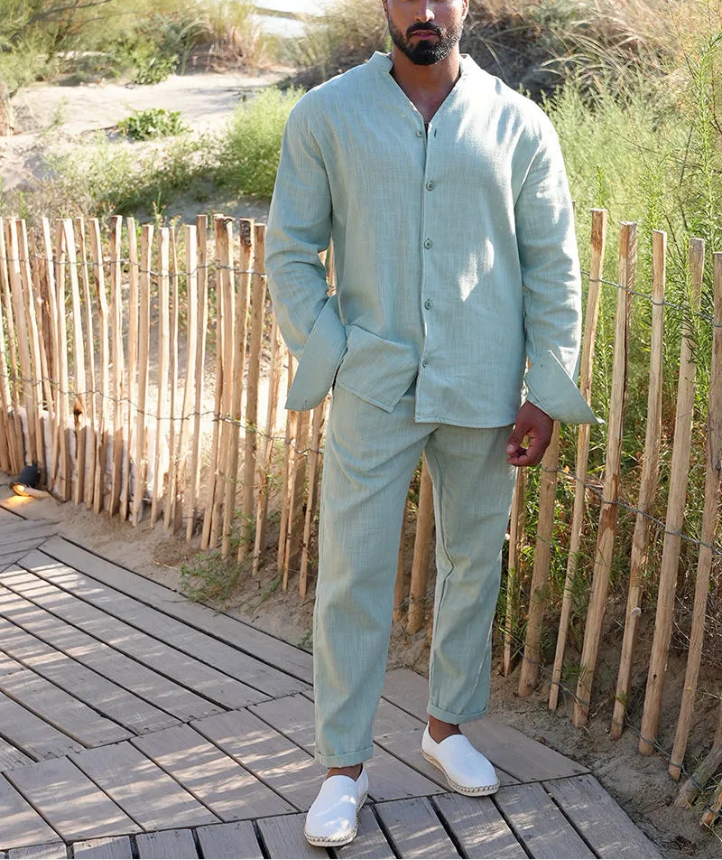 Effortless Linen Set: Timeless Comfort and Casual Elegance