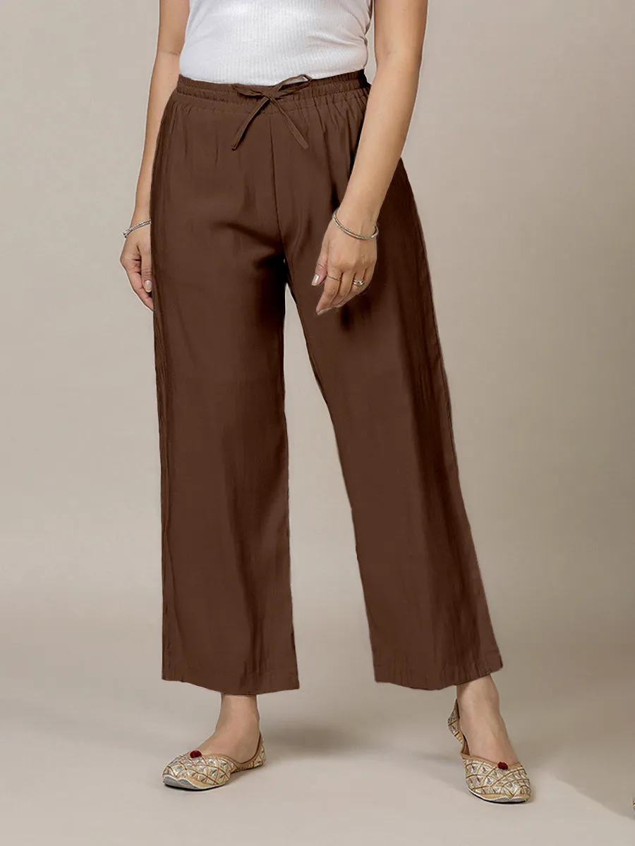 Fiza x Rozaana | Straight Pant in Walnut Brown