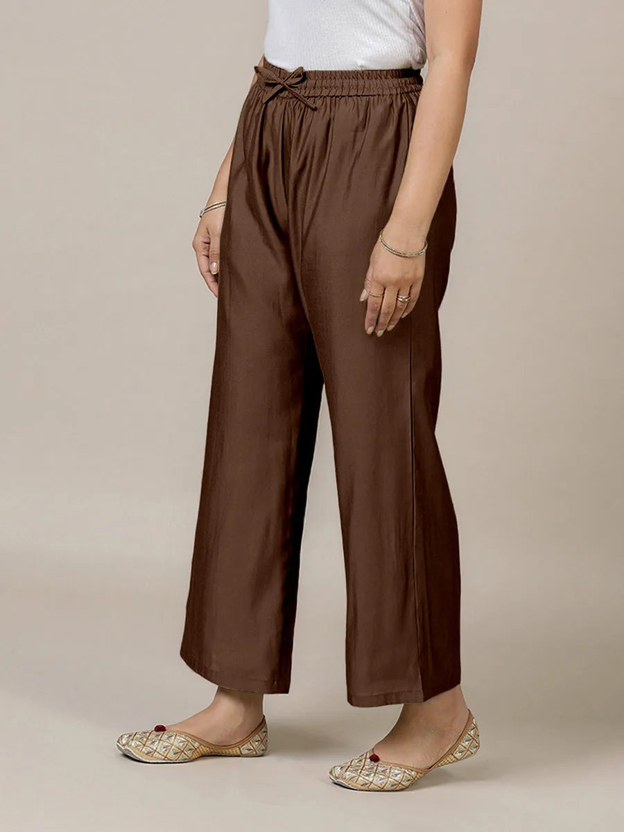 Fiza x Rozaana | Straight Pant in Walnut Brown