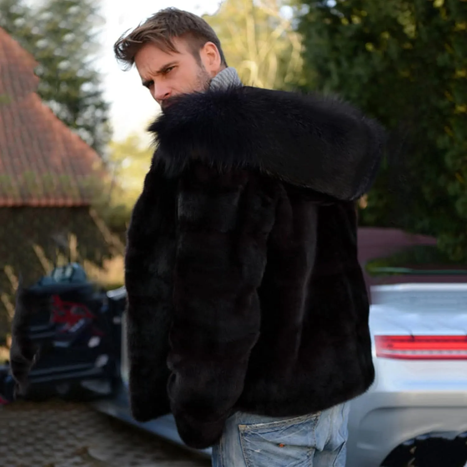 QWENTMTNTY Men's Fashion Faux Fur Coat Long Length Fashion Fluffy Heavyweight Coat Winter Plush Furry Luxury Parka Jacket