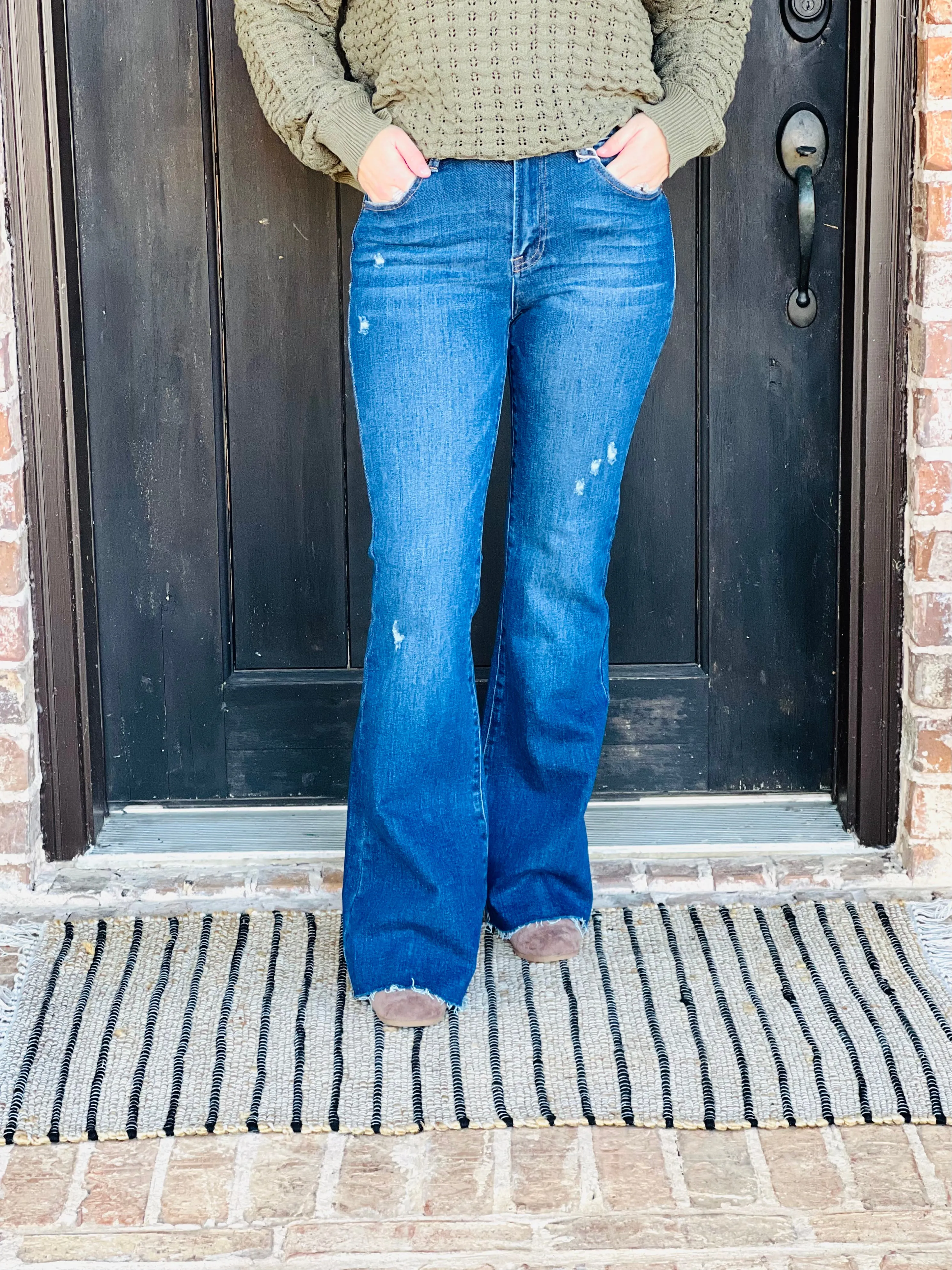Risen | Tori MidRise Small Flare Distressed Jean