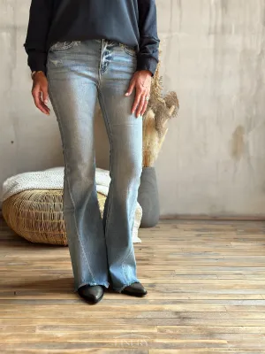 Rose MR Flare Jeans by Kancan