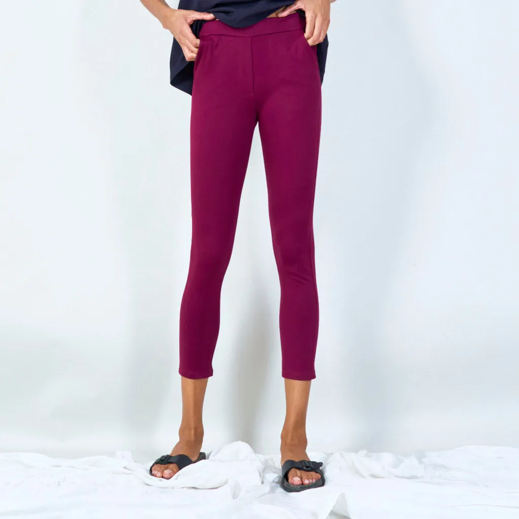Slim fit high-waist leggings wholesale