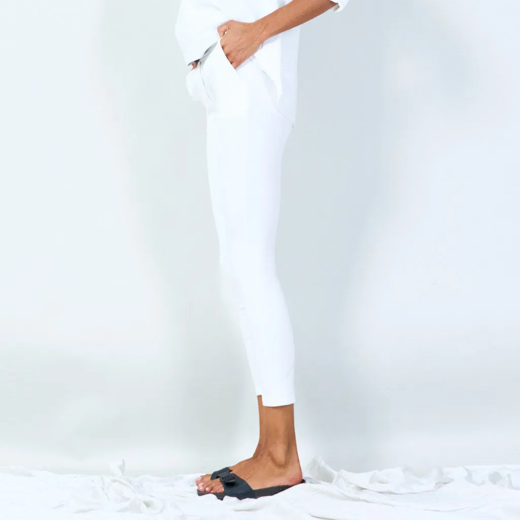 Slim fit high-waist leggings wholesale