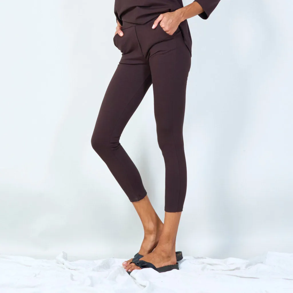 Slim fit high-waist leggings wholesale