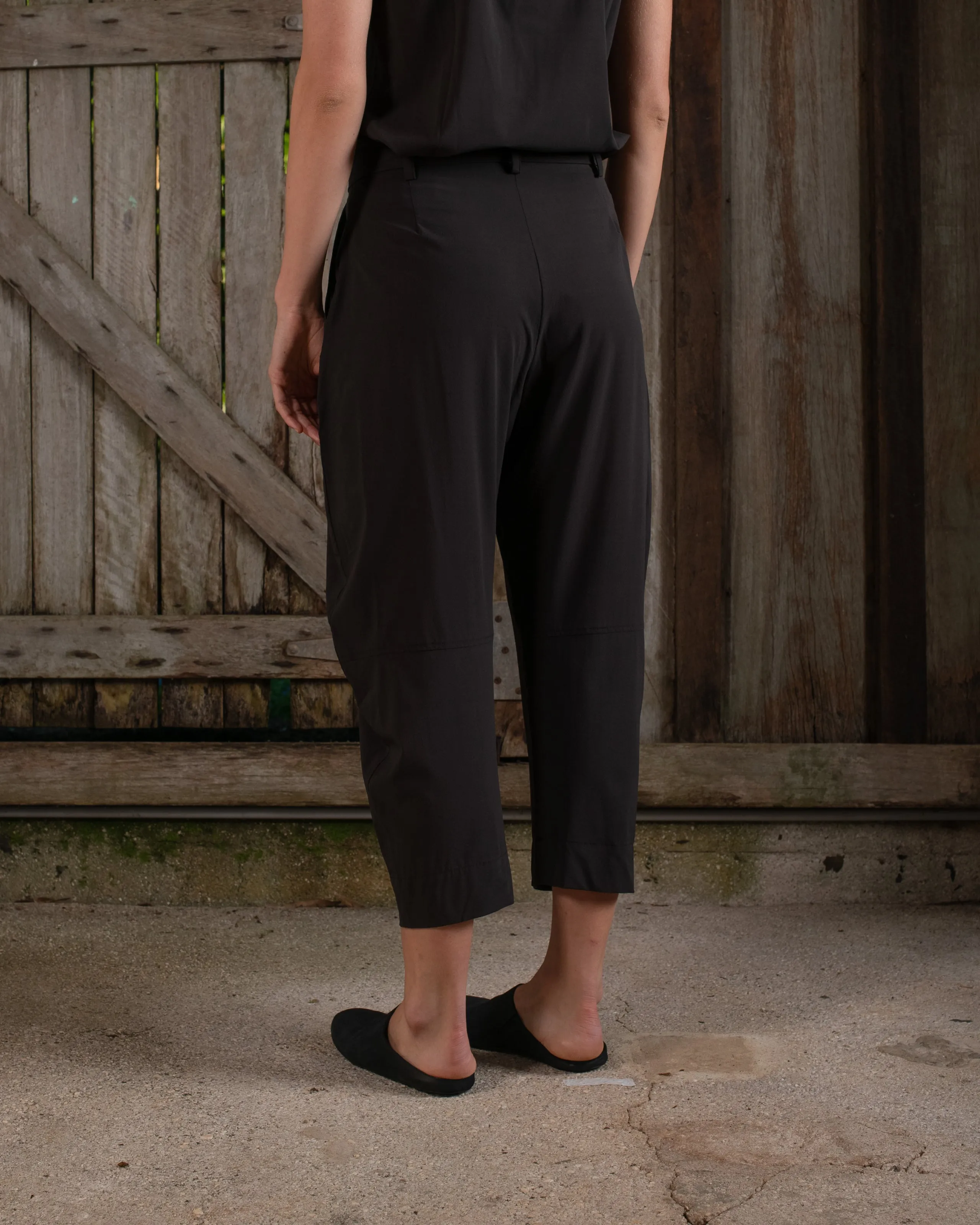 Tailored Curve Pant Silk Crepe Chocolate