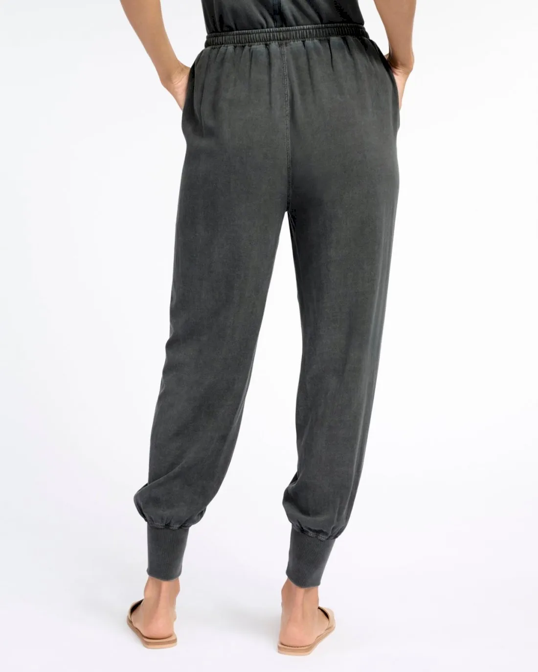 Zinnia Jogger